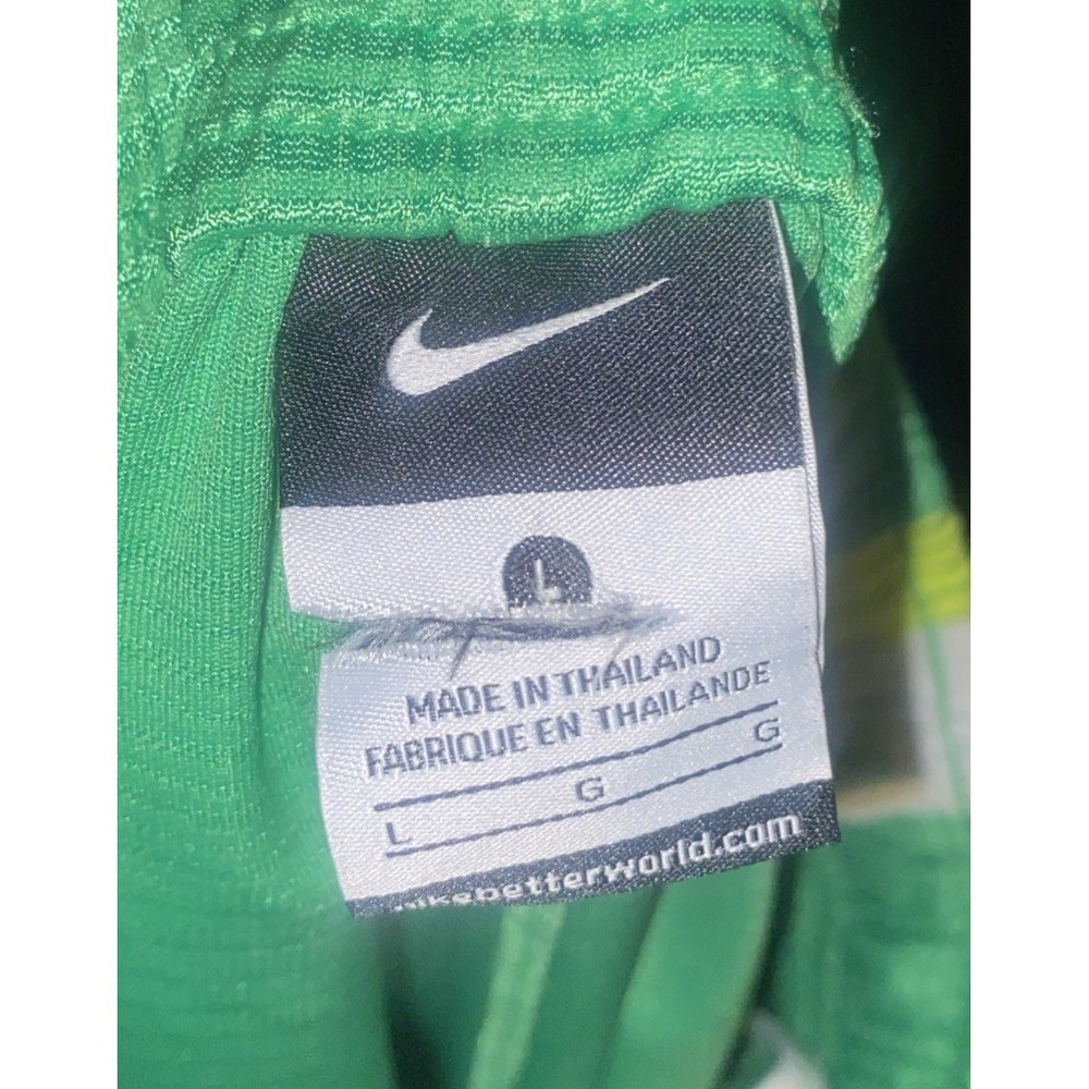 Nike Basketball Shorts Youth L With 4 Shades of Green 26x11 Pockets‎ - Picture 5 of 6